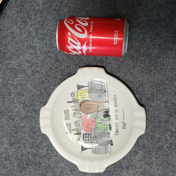 Ashtray - Picture 3 of 3